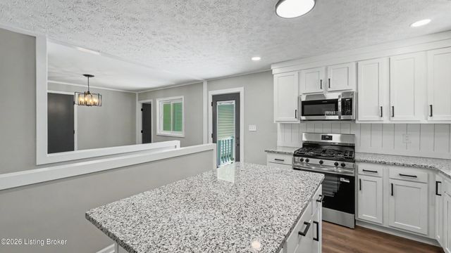2813 Rio Rita Ave, Louisville, KY 40220