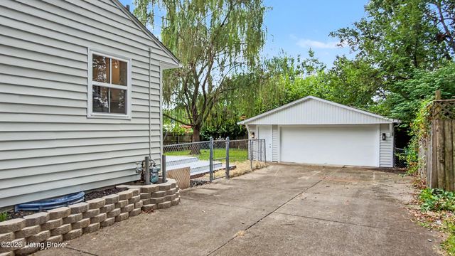 2813 Rio Rita Ave, Louisville, KY 40220