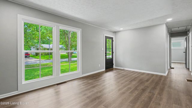 2813 Rio Rita Ave, Louisville, KY 40220