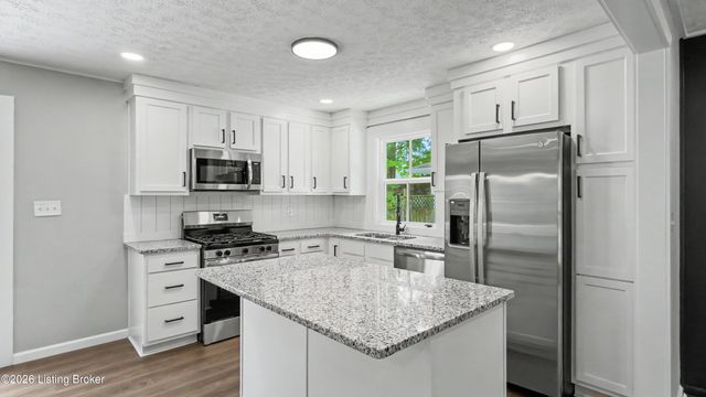 2813 Rio Rita Ave, Louisville, KY 40220