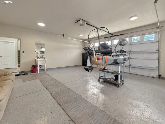 7175 VISTA RIDGE Dr, Brookings, OR 97415