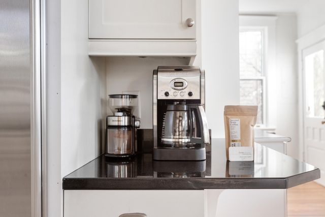 9 Colonial Street, Charleston, SC 29401