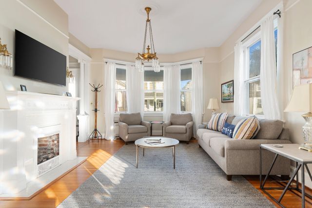 9 Colonial Street, Charleston, SC 29401