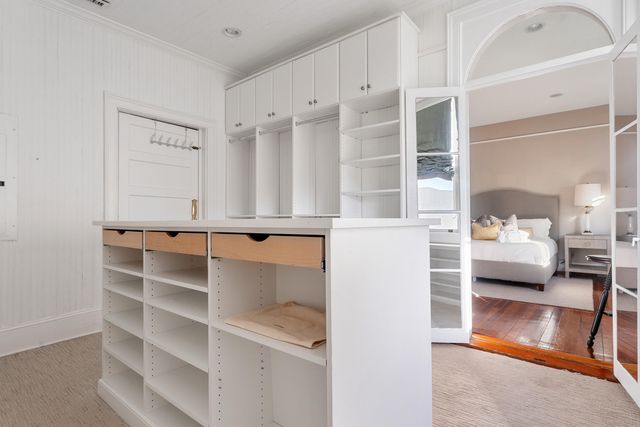 9 Colonial Street, Charleston, SC 29401