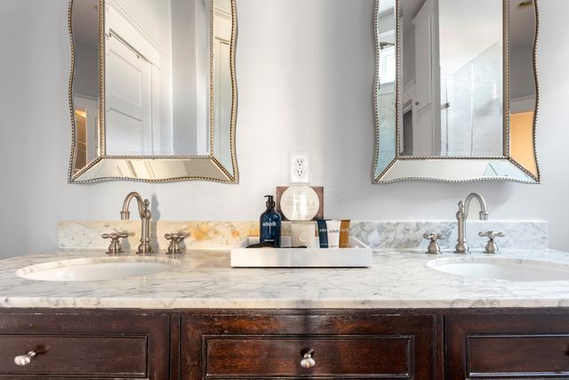 9 Colonial Street, Charleston, SC 29401