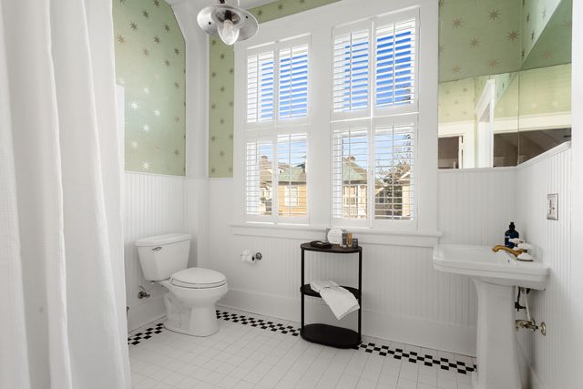 9 Colonial Street, Charleston, SC 29401