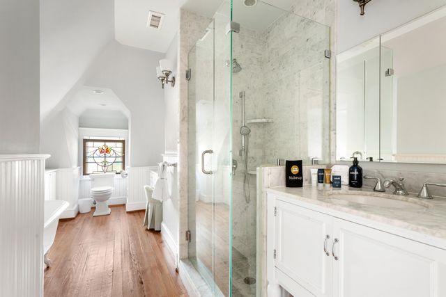 9 Colonial Street, Charleston, SC 29401