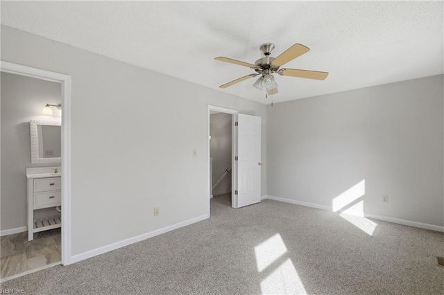 110 Souverain LNDG, Yorktown, VA 23692