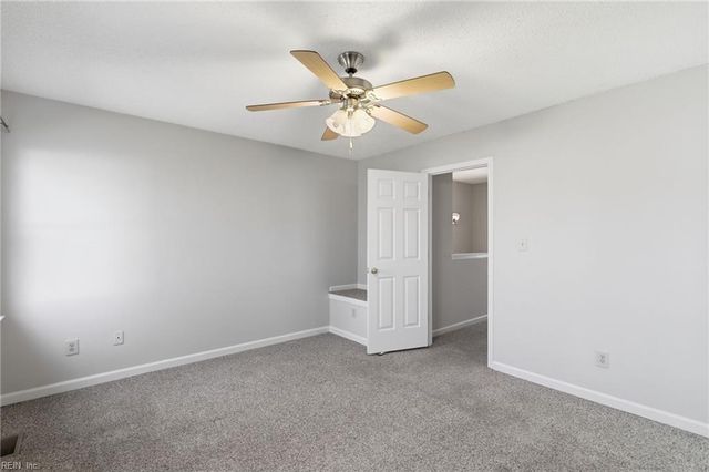 110 Souverain LNDG, Yorktown, VA 23692