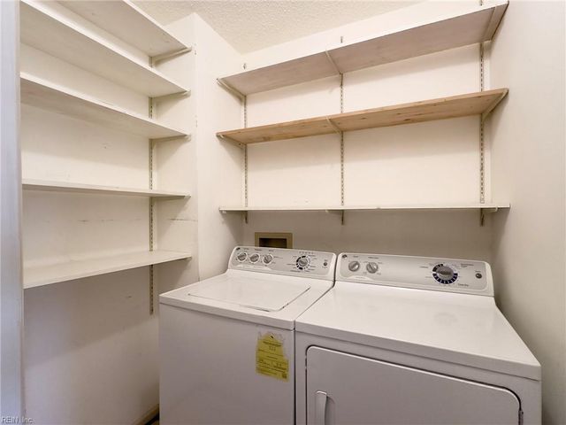 110 Souverain LNDG, Yorktown, VA 23692