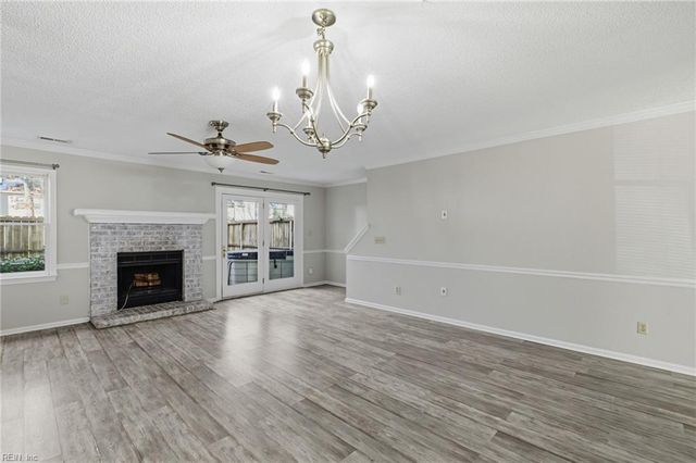 110 Souverain LNDG, Yorktown, VA 23692