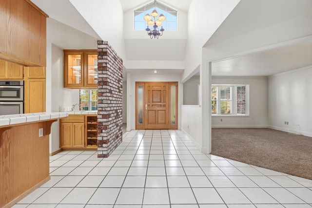 2304 Van Der Goes Way, Modesto, CA 95356