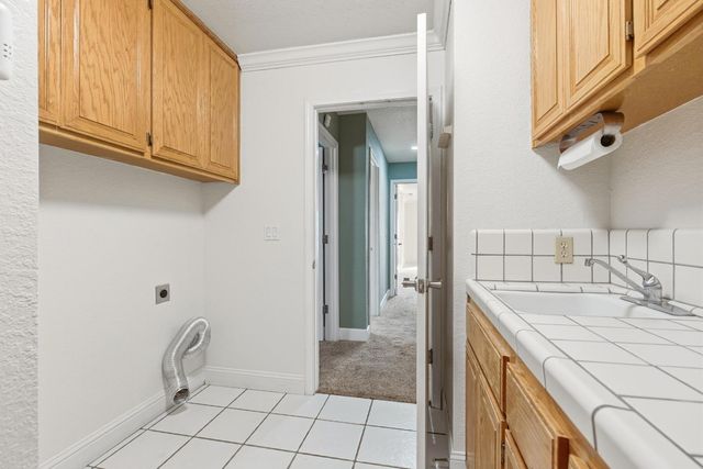 2304 Van Der Goes Way, Modesto, CA 95356