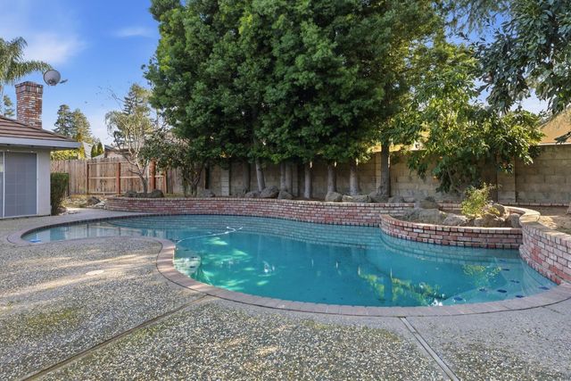 2304 Van Der Goes Way, Modesto, CA 95356