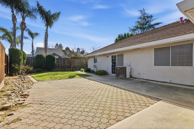 2304 Van Der Goes Way, Modesto, CA 95356