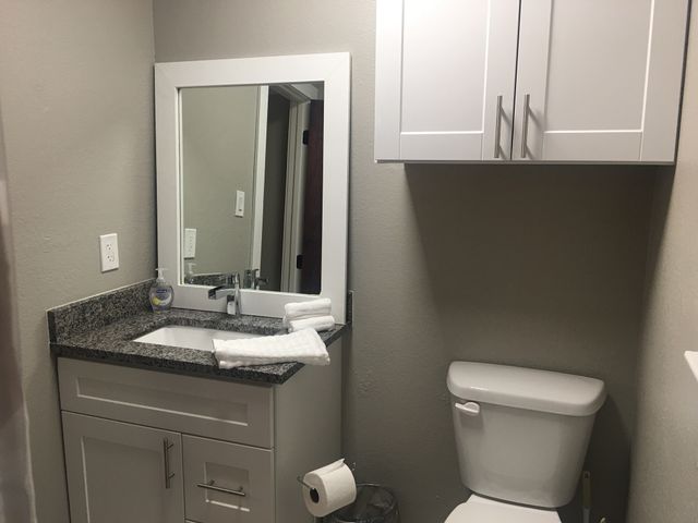 600 N East Street, Arlington, TX 76011