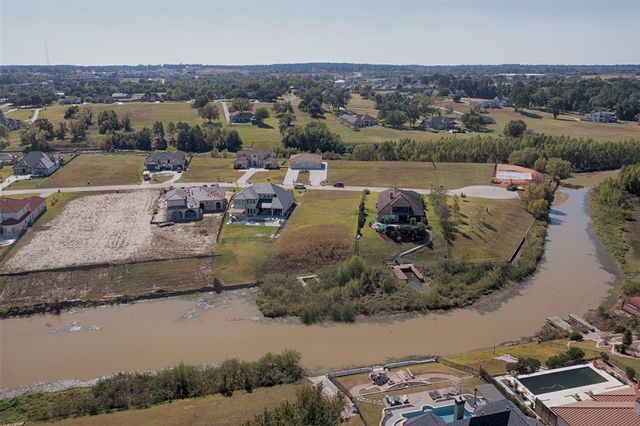 11690 Renaissance Drive, Montgomery, TX 77356