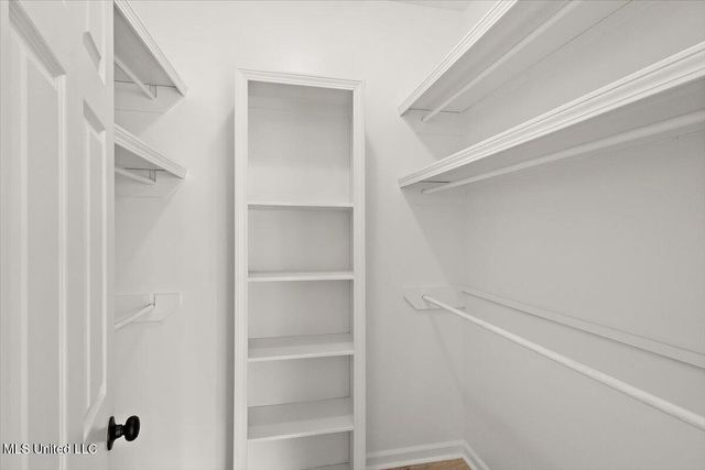 1042 Bayridge Drive, Jackson, MS 39211