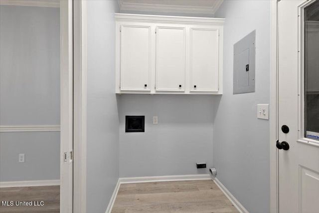 1042 Bayridge Drive, Jackson, MS 39211