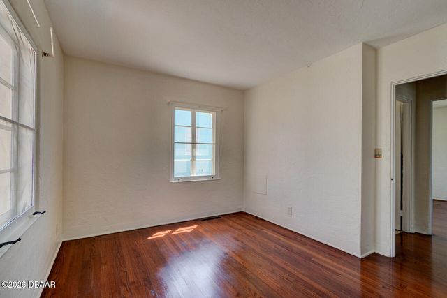 25 Goodall Avenue, Daytona Beach, FL 32118