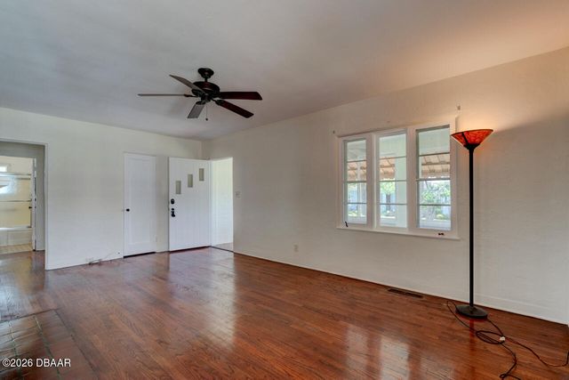 25 Goodall Avenue, Daytona Beach, FL 32118