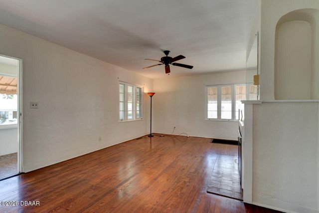 25 Goodall Avenue, Daytona Beach, FL 32118