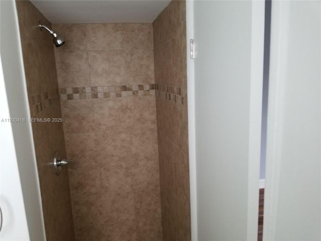 949 NW 10th St, Homestead, FL 33030