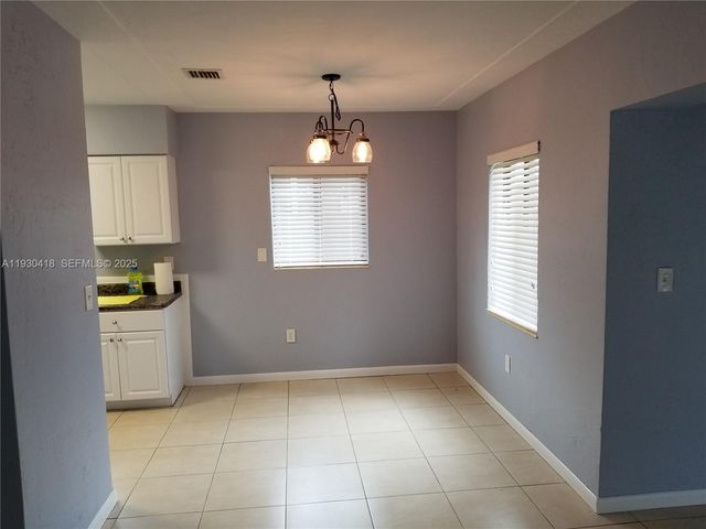 949 NW 10th St, Homestead, FL 33030