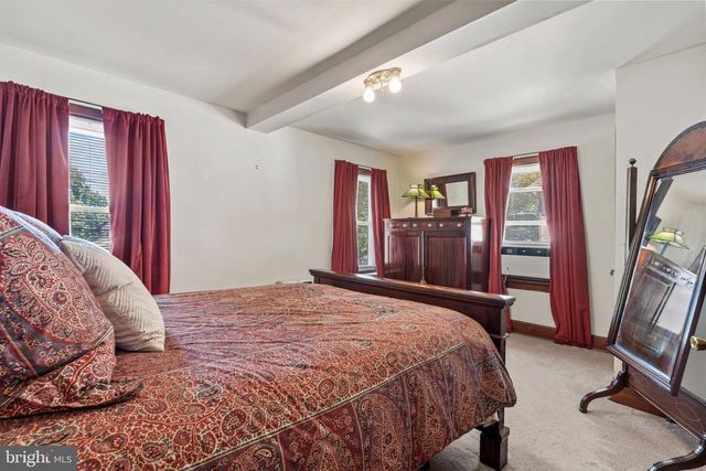 106 W 5TH ST, Palmyra, NJ 08065