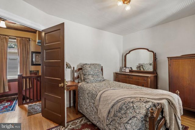 106 W 5TH ST, Palmyra, NJ 08065