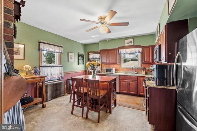 106 W 5TH ST, Palmyra, NJ 08065