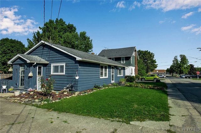 37 School Street, Yorkshire, NY 14042