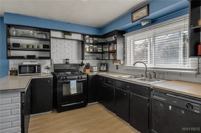 37 School Street, Yorkshire, NY 14042