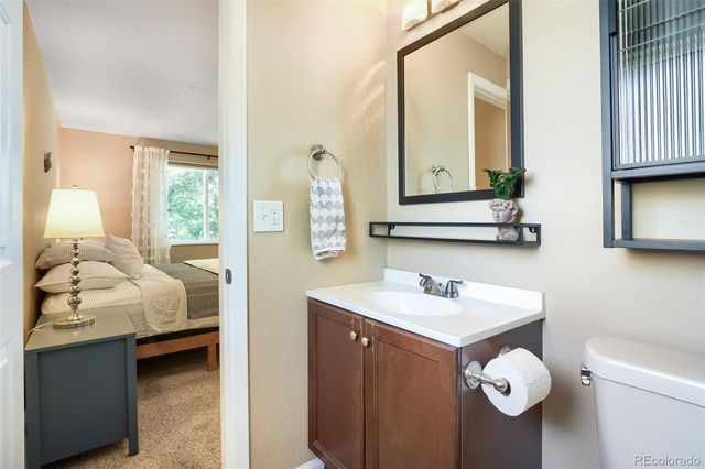 6551 S Albion Way, Littleton, CO 80121