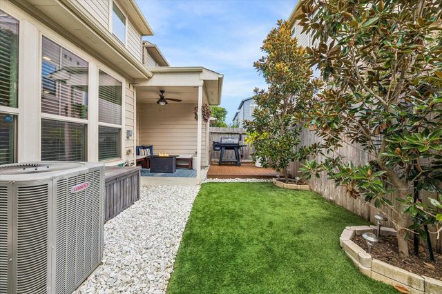 1812 Agoura Hills Drive, Houston, TX 77080