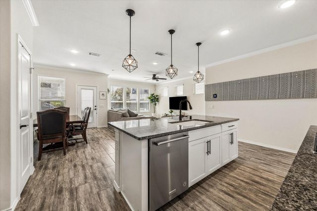 1812 Agoura Hills Drive, Houston, TX 77080