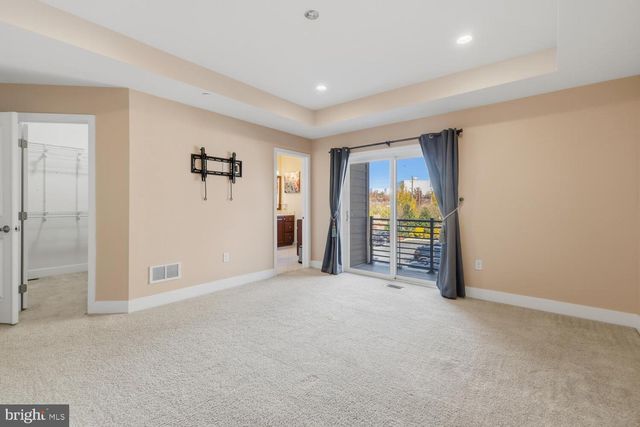 401 LAKEVIEW CT, King Of Prussia, PA 19406