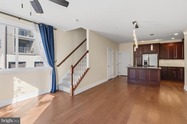 401 LAKEVIEW CT, King Of Prussia, PA 19406