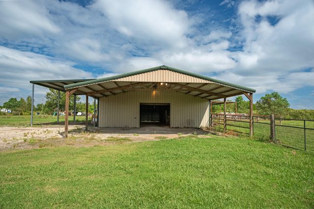 1108 County Road 55, Rosharon, TX 77583