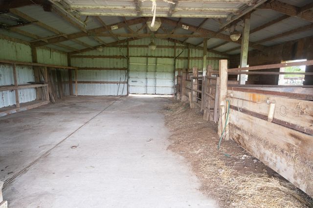 1108 County Road 55, Rosharon, TX 77583