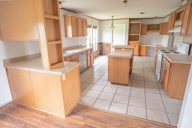 1108 County Road 55, Rosharon, TX 77583