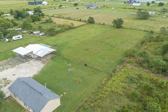 1108 County Road 55, Rosharon, TX 77583