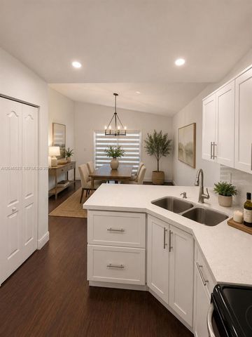 7231 W 29th Way 7231, Hialeah, FL 33018