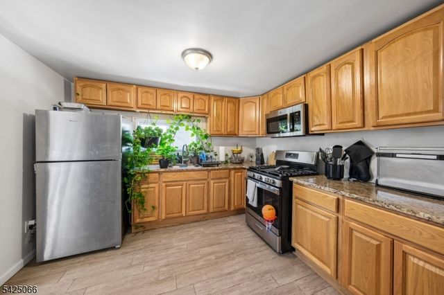 416 Frankfort St, City Of Orange Twp., NJ 07050