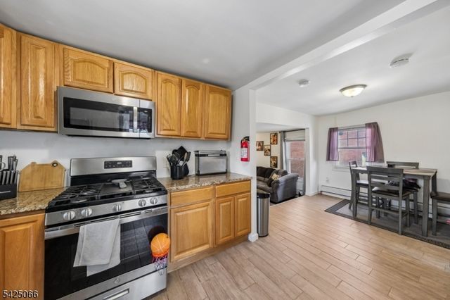 416 Frankfort St, City Of Orange Twp., NJ 07050