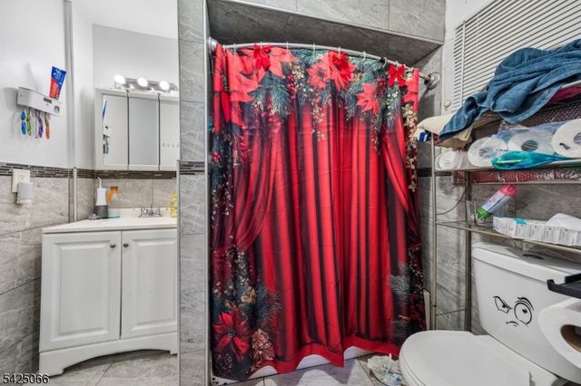 416 Frankfort St, City Of Orange Twp., NJ 07050