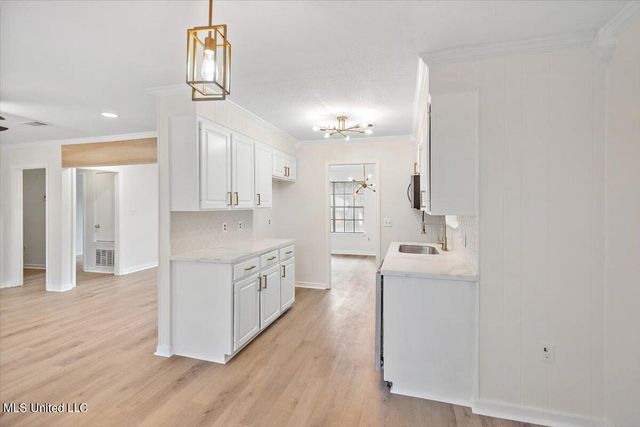 640 Tifton Dr, Jackson, MS 39212