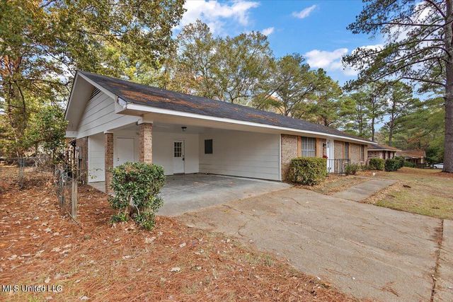 640 Tifton Dr, Jackson, MS 39212