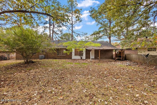 640 Tifton Dr, Jackson, MS 39212