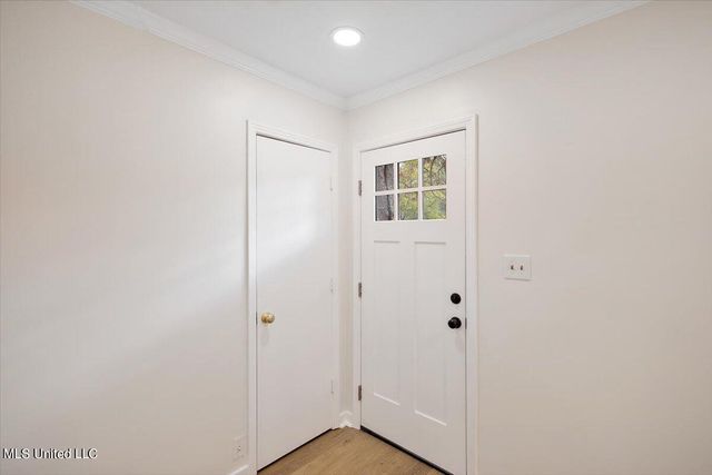 640 Tifton Dr, Jackson, MS 39212